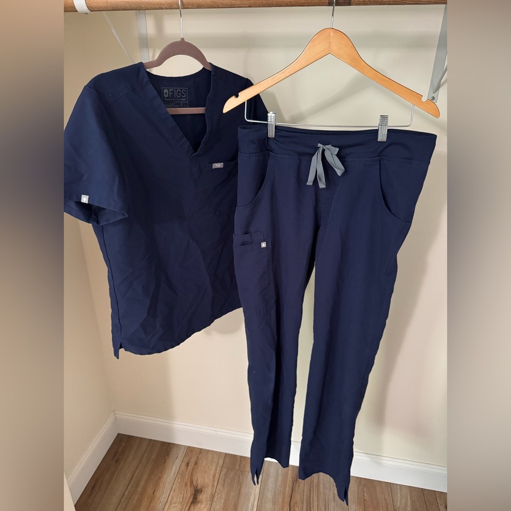 FIGS Deep Blue Top and Pants with Elastic Waistband- Technical Collection